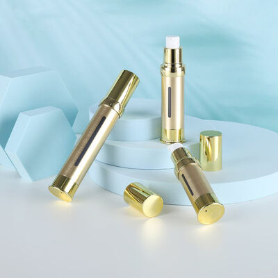 Nhà cung cấp Trung Quốc Chai mỹ phẩm nhựa sang trọng màu bạc 15ml 30ml 50ml Bình xịt bơm serum nhựa không khí rỗng của Kinpack